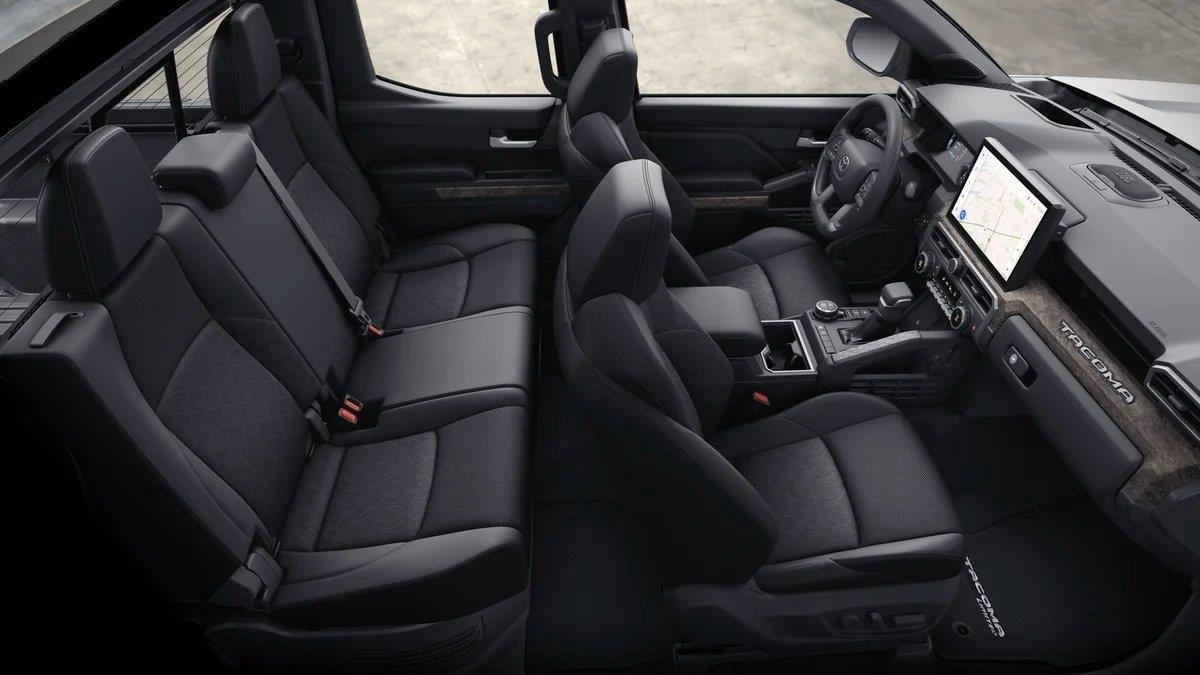 New 2026 Wind Chill Pearl <sup>1</sup> Toyota Tacoma Limited image 4