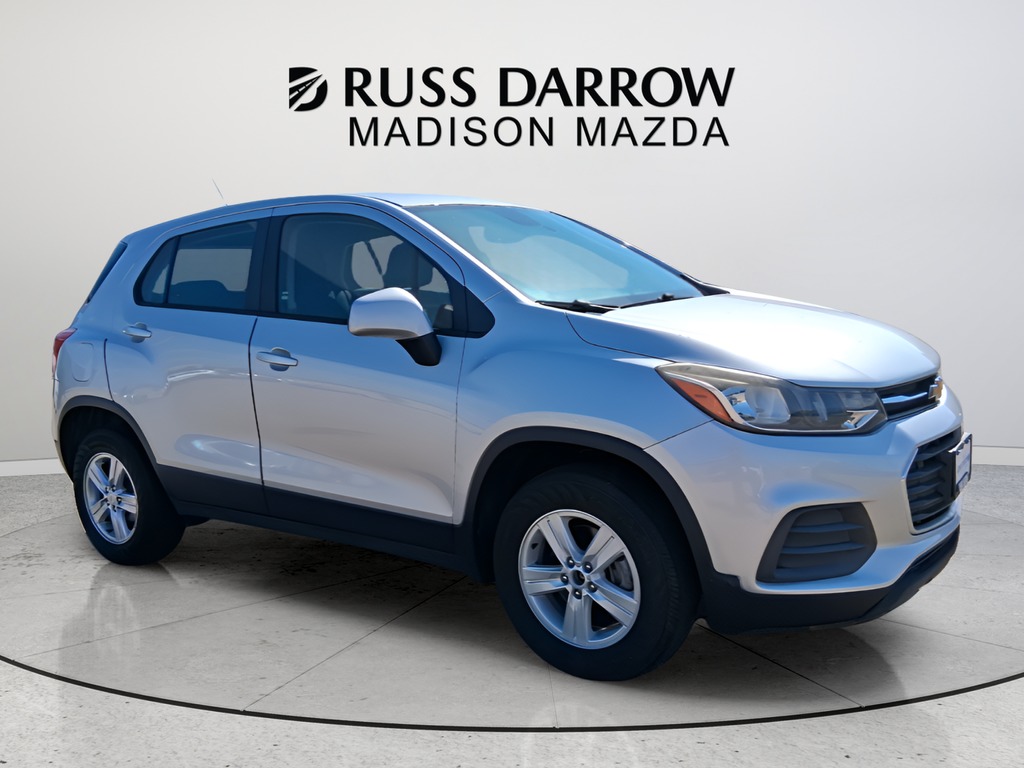 Used 2018 Silver Chevrolet LS image 7