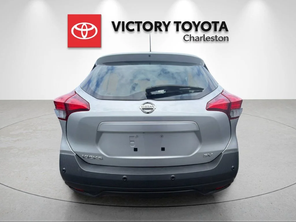 Used 2020 Silver Nissan SV image 4