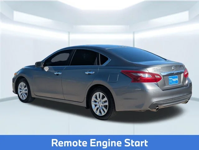 Used 2018 Gray Nissan 2.5 S image 3