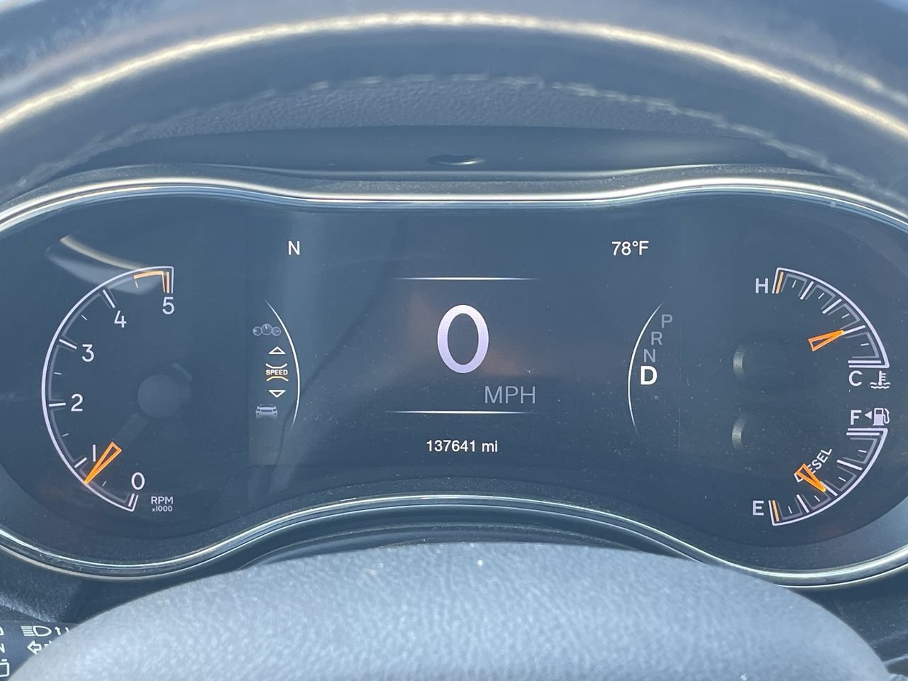 Used 2018 Diamond Black Crystal Pearlcoat Jeep Limited image 6