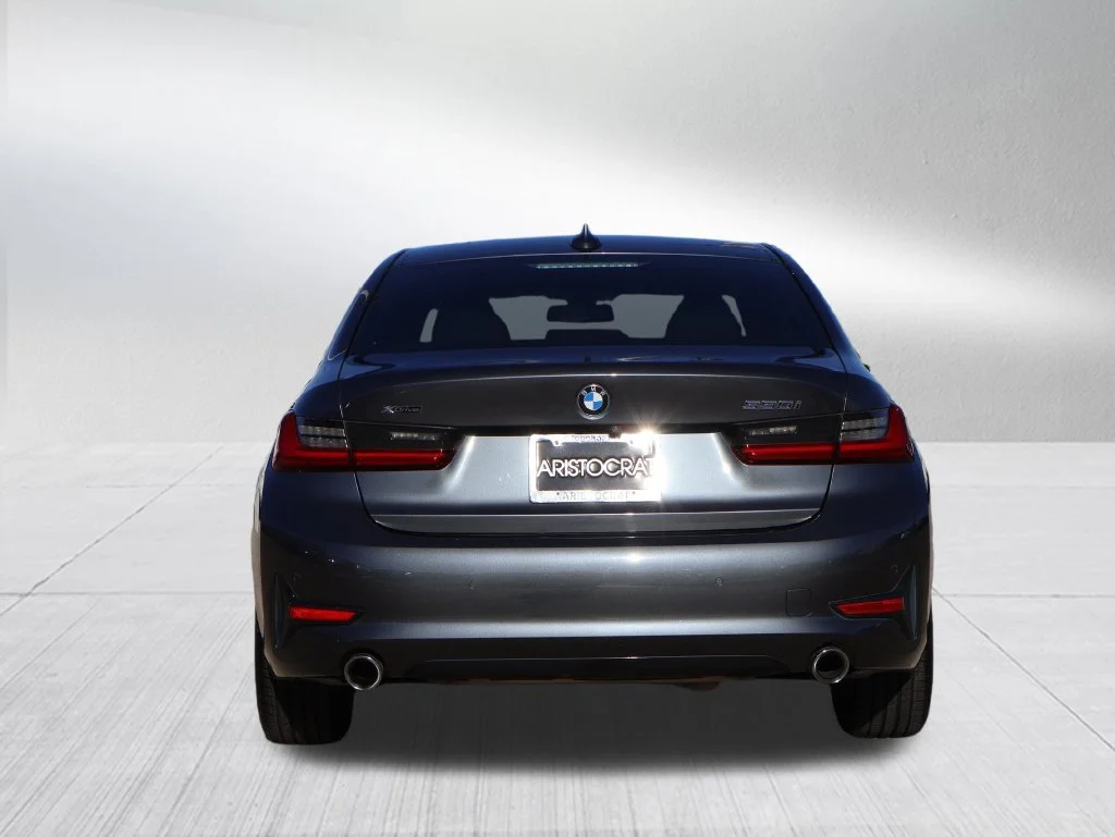 Used 2019 Mineral Grey Metallic BMW 330i xDrive image 38
