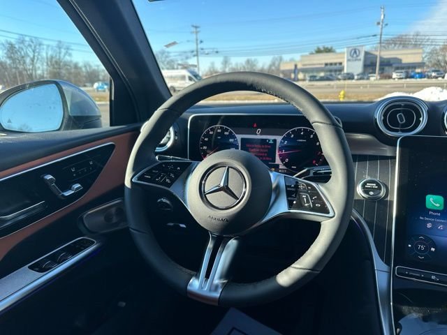 Used 2026 Silver Mercedes-Benz GLC 300 image 32