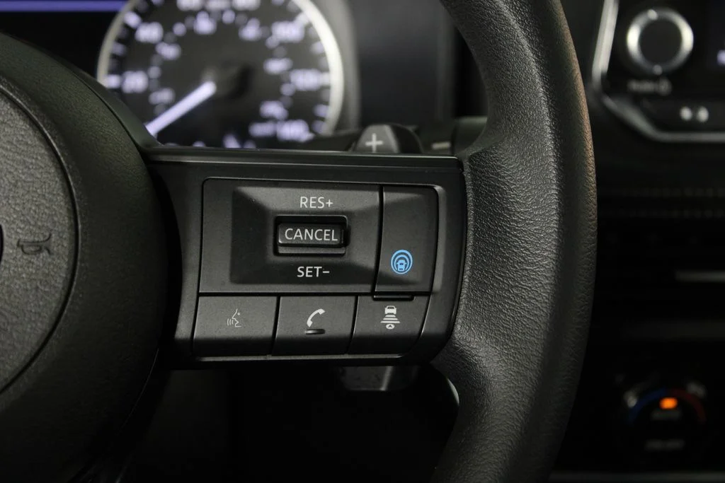 2024 Nissan Rogue SV - Photo 28
