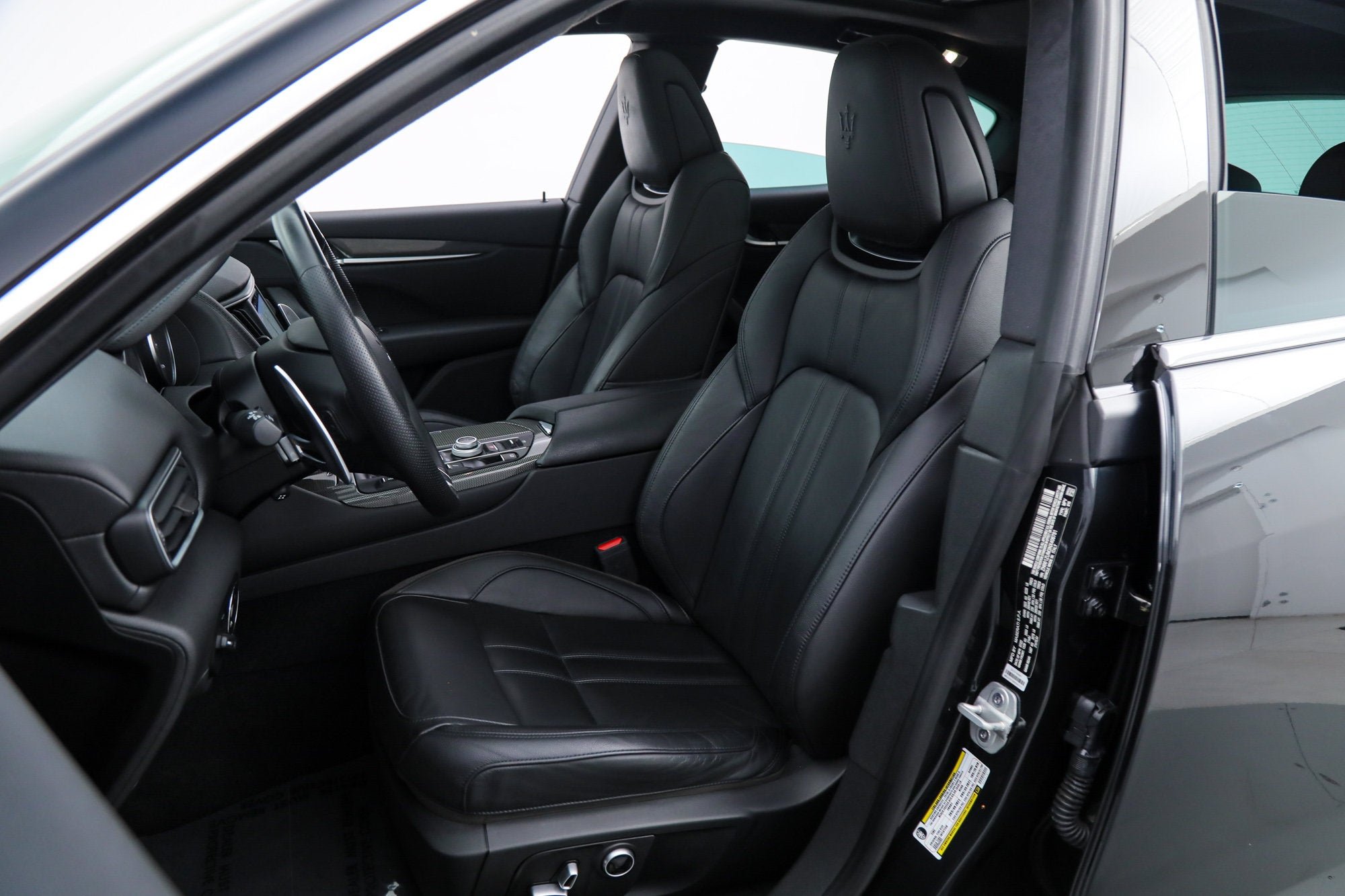 Used 2022 Black Maserati Modena S image 16