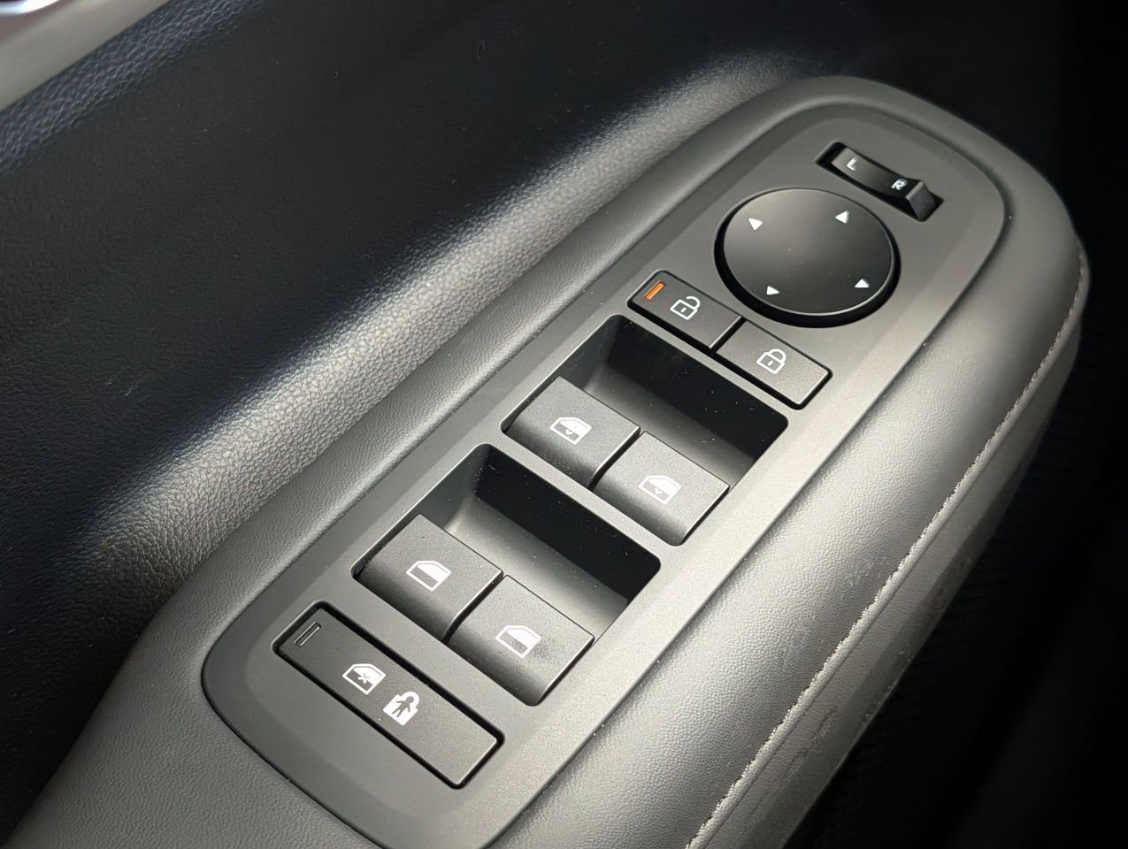 New 2026 Rockwood Green Hyundai SEL image 12