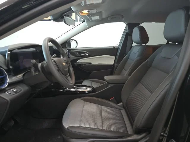 2026 Chevrolet Trax LT - Photo 13
