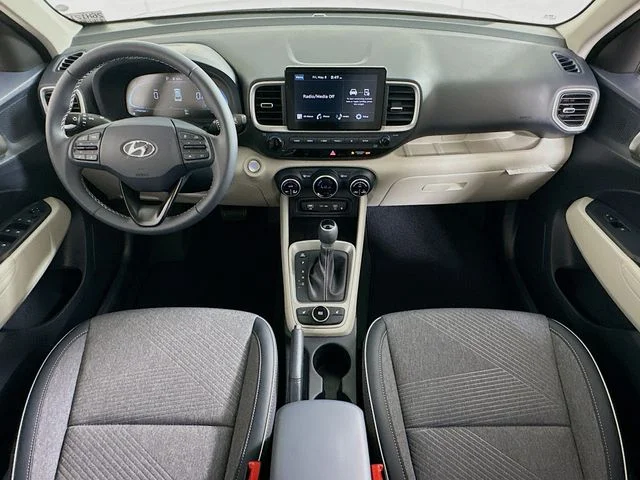 New 2026 Hyundai VENUE SEL