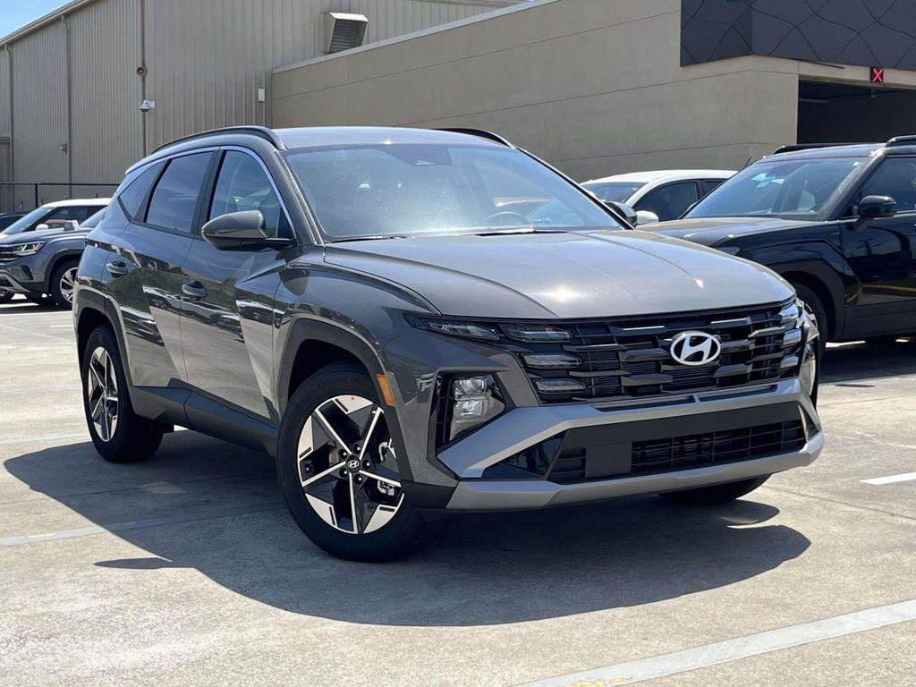 New 2026 Gray Hyundai SEL FWD image 26