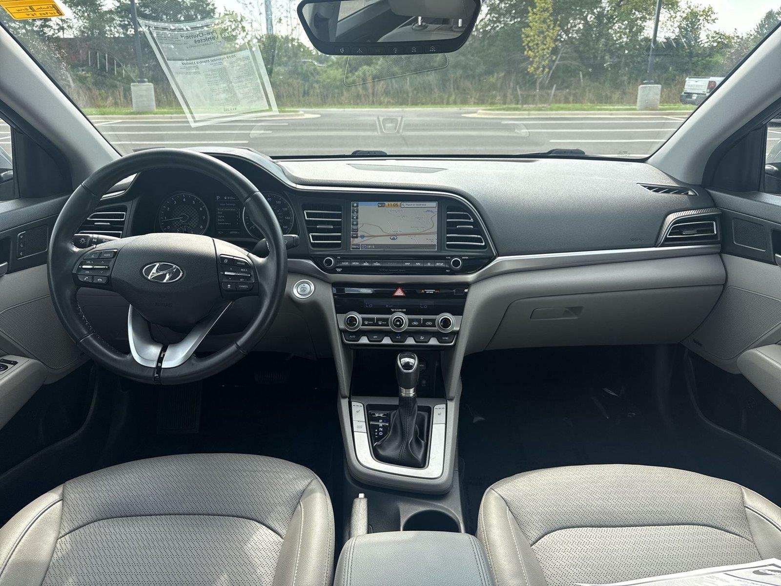 Used 2020 Fluid Metal Hyundai Limited image 21
