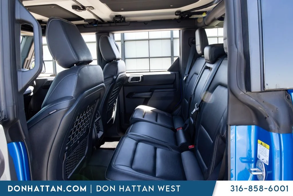 Used 2025 Blue Ford Badlands image 16