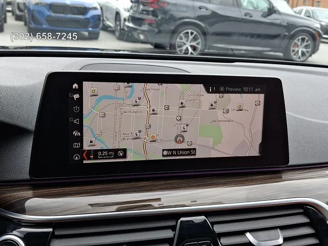 Used 2019 Black Sapphire Metallic BMW 530e xDrive iPerformance image 17