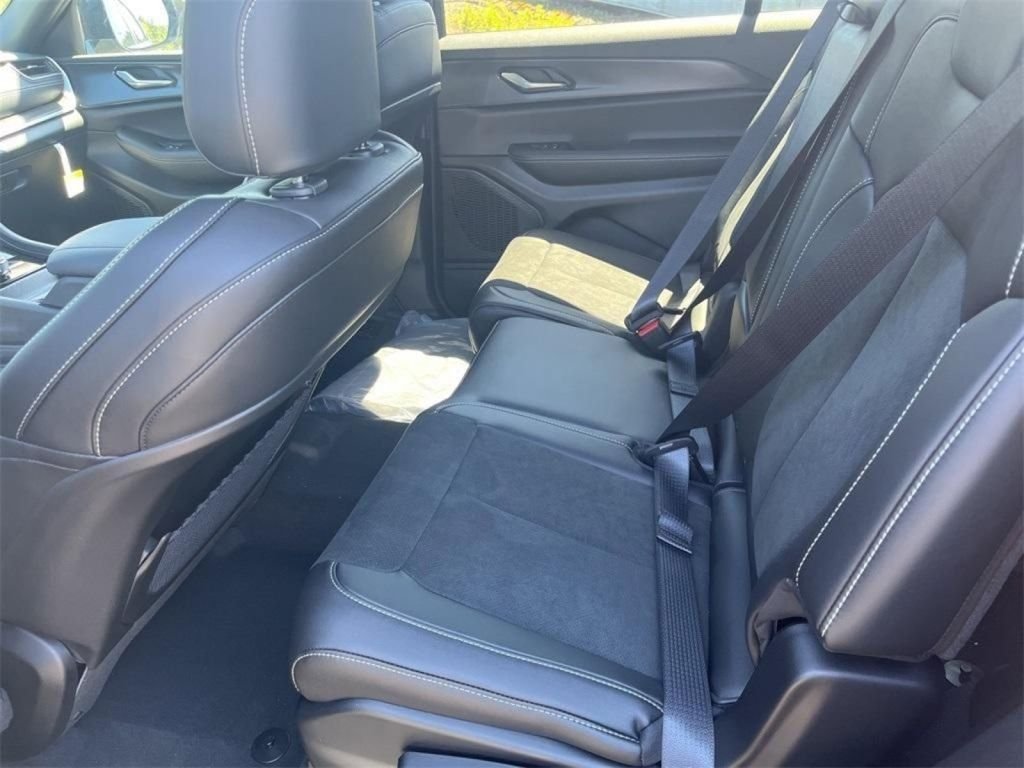 2025 Jeep Grand Cherokee L Altitude - Photo 22