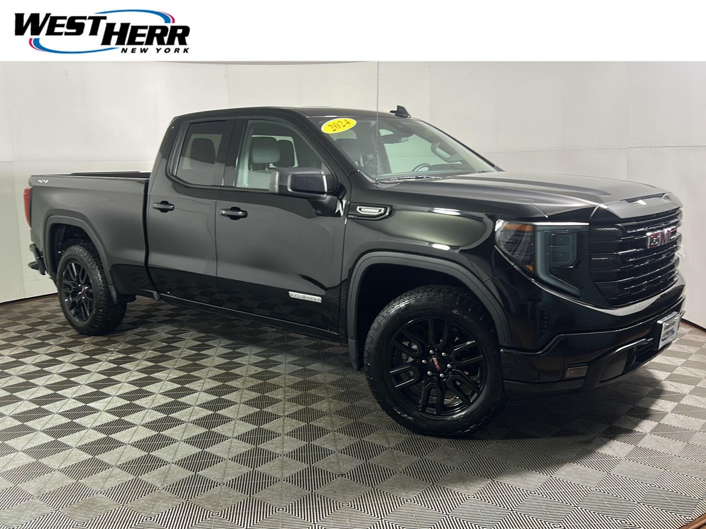 Used 2024 Onyx Black GMC Elevation image 1