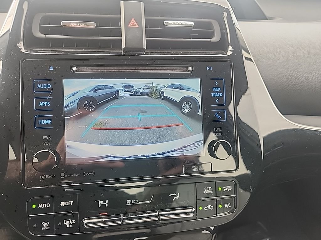 Used 2018 Silver Toyota Plus image 23