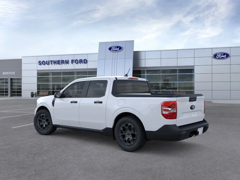 New 2026 Oxford White Ford XLT image 3