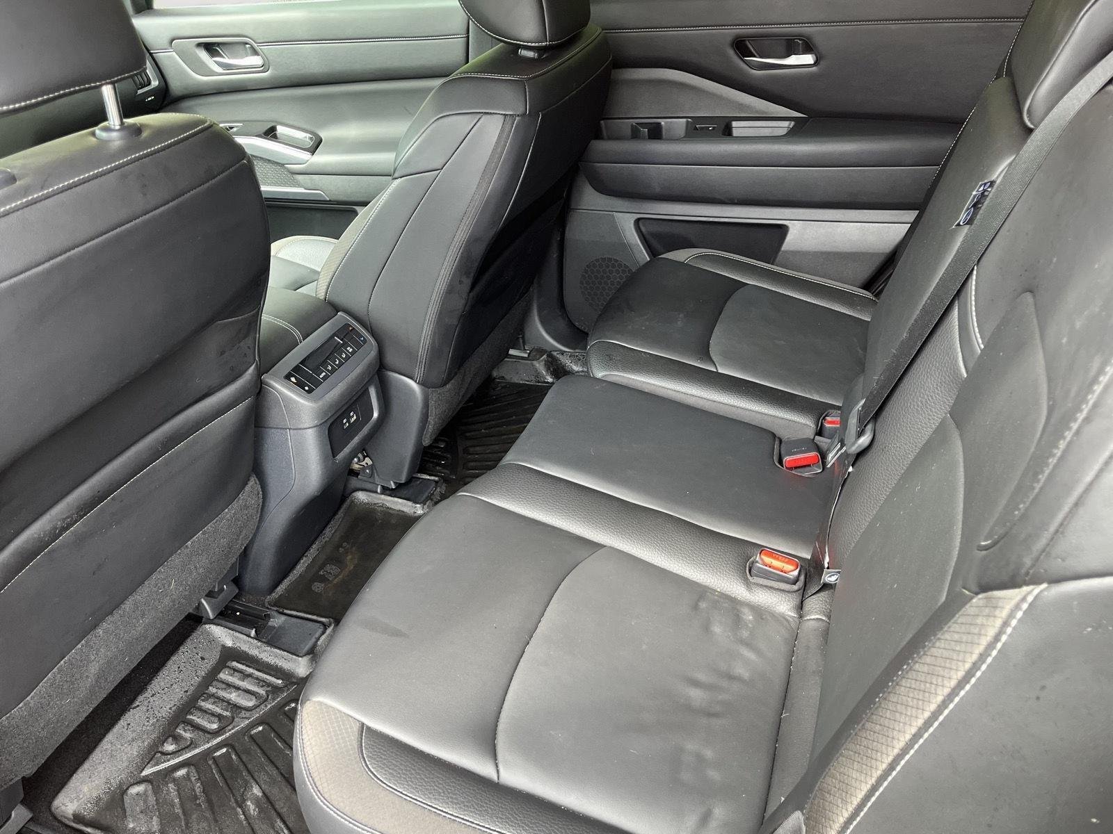 Used 2024 Scarlet Ember Nissan SL image 14