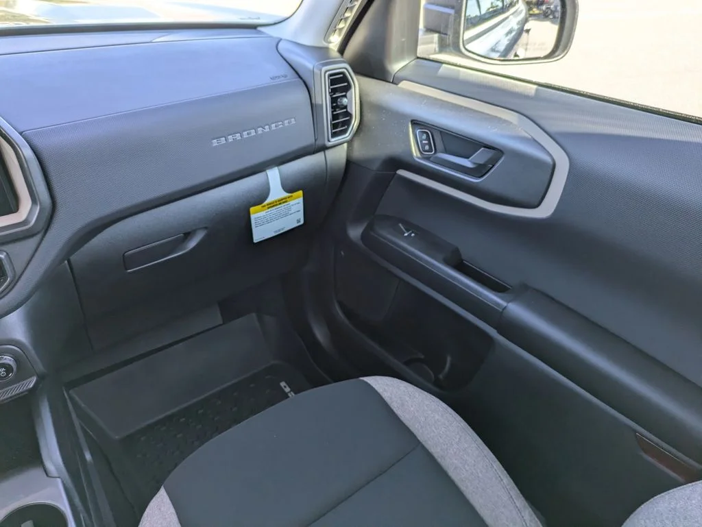 New 2026 Azure Gray Metallic Tri-Coat Ford Big Bend image 17