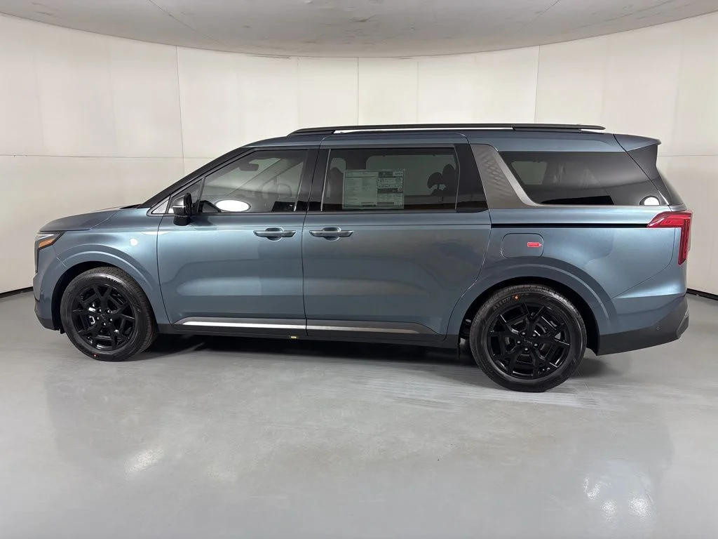 New 2026 Blue Kia SX image 5