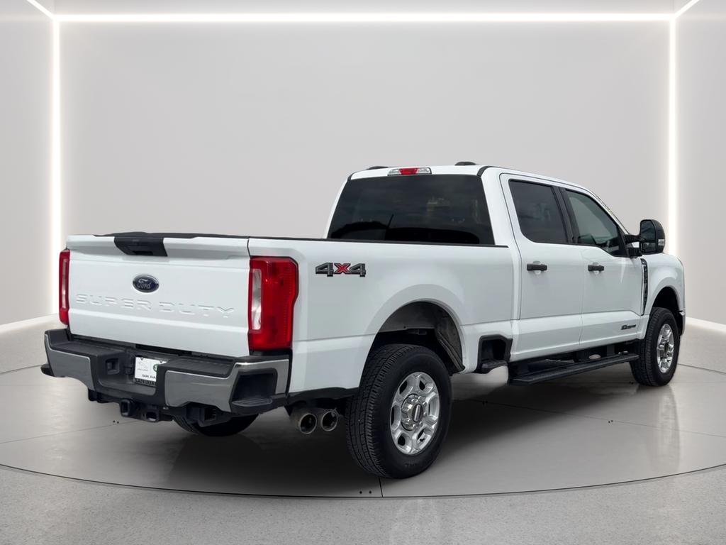 Used 2025 White Ford XLT image 5