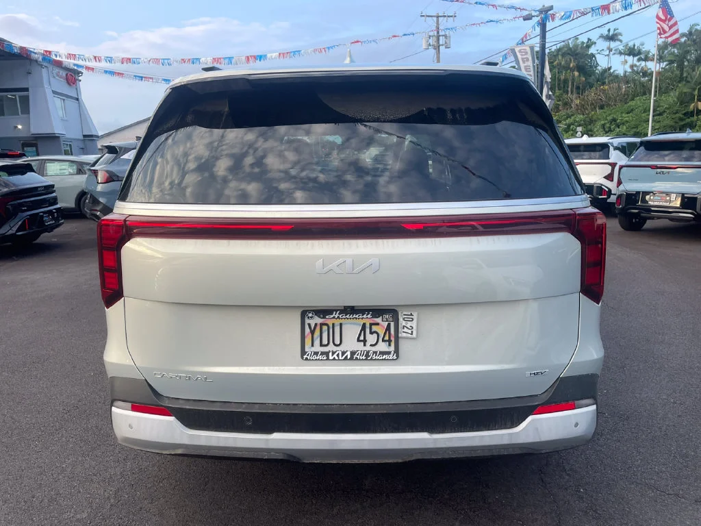 Used 2026 White Kia EX image 7