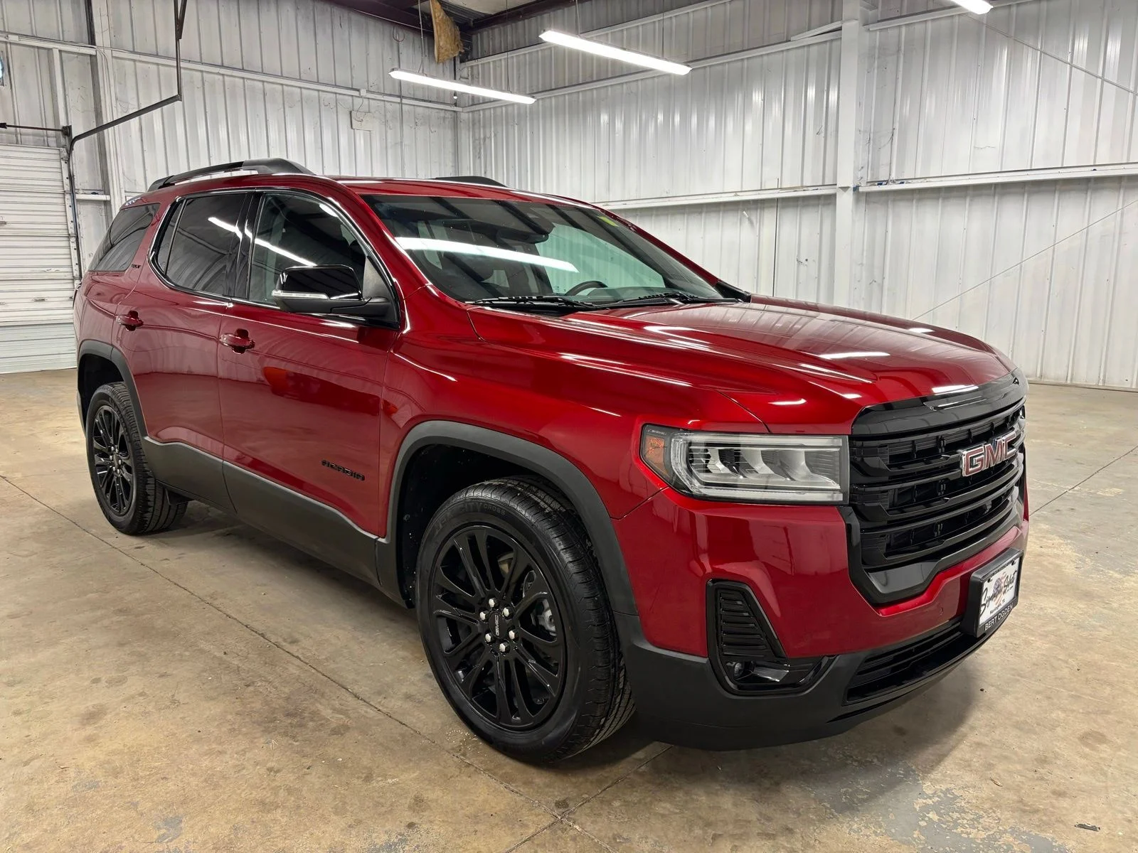 Used 2023 Red GMC SLT image 1