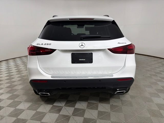 New 2026 Polar White Mercedes-Benz GLA 250 image 6