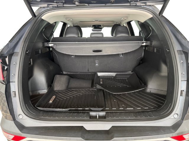 Used 2023 Gray Hyundai SEL image 39