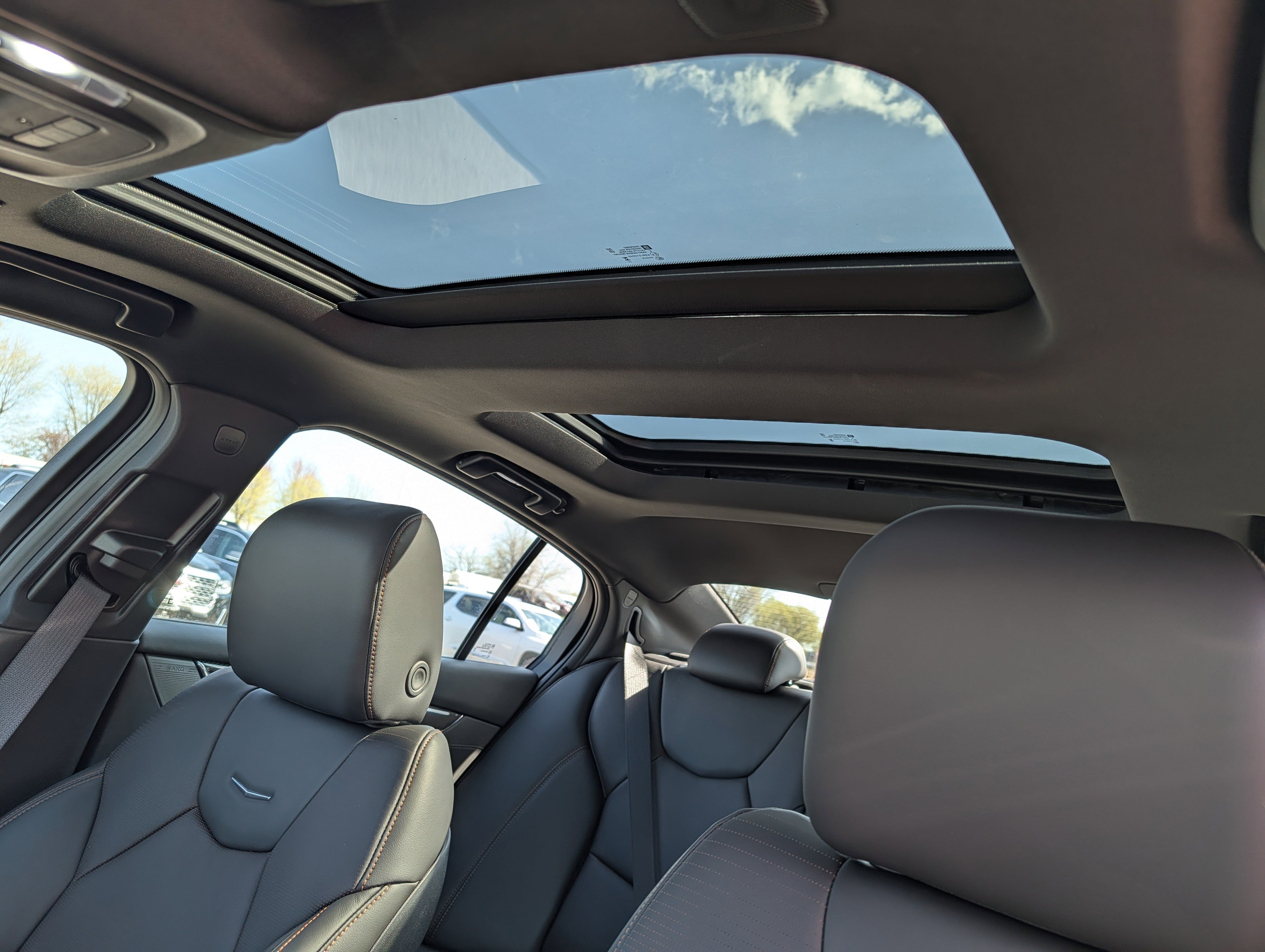 2026 Cadillac CT5 V-Series - Photo 26
