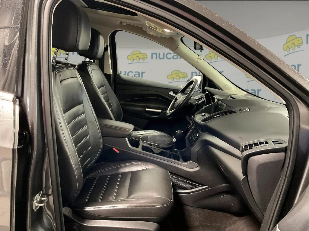 Used 2017 Gray Ford SE image 11