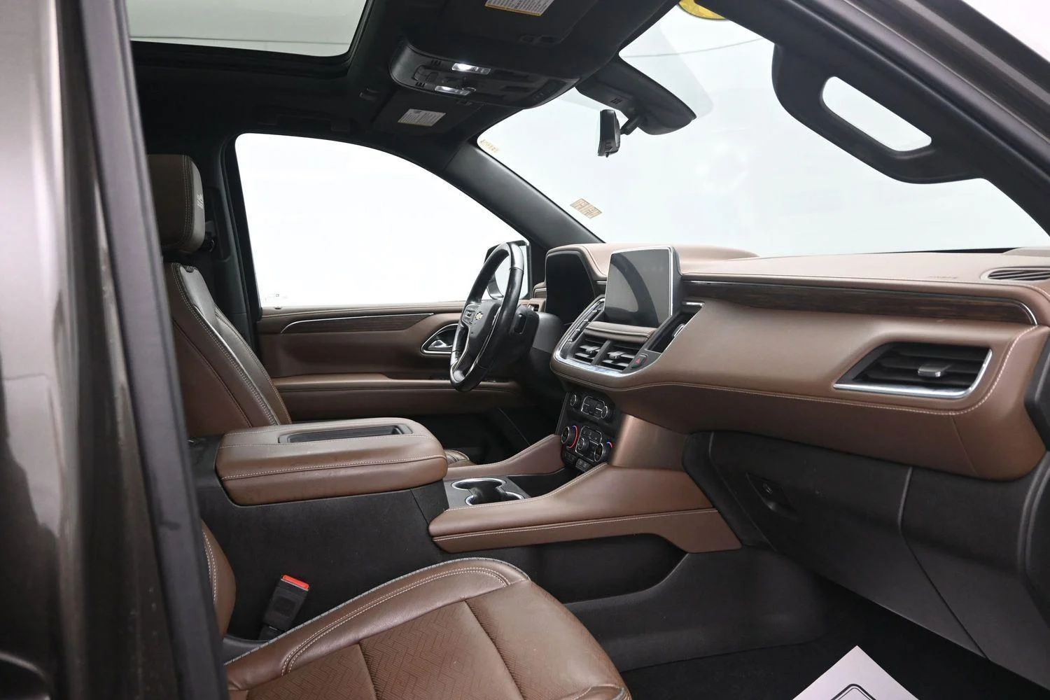 Used 2021 Graywood Metallic Chevrolet High Country image 14