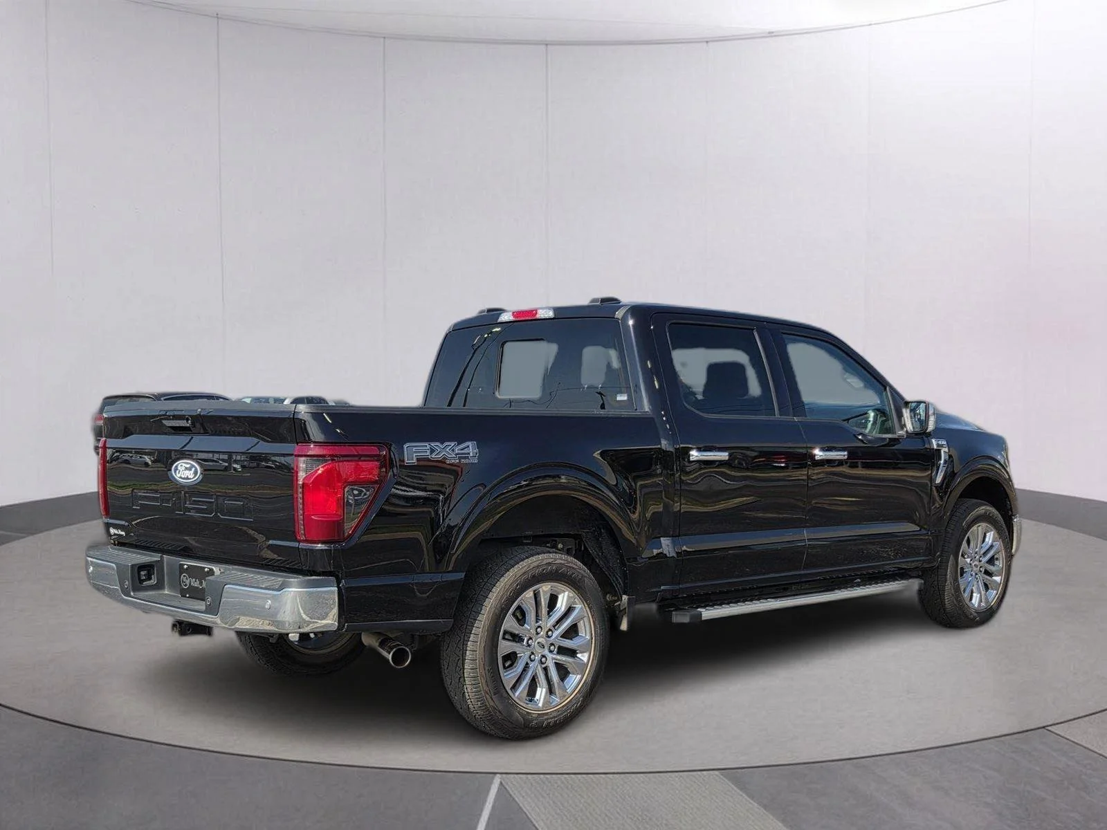Used 2024 Agate Black Ford XLT image 5