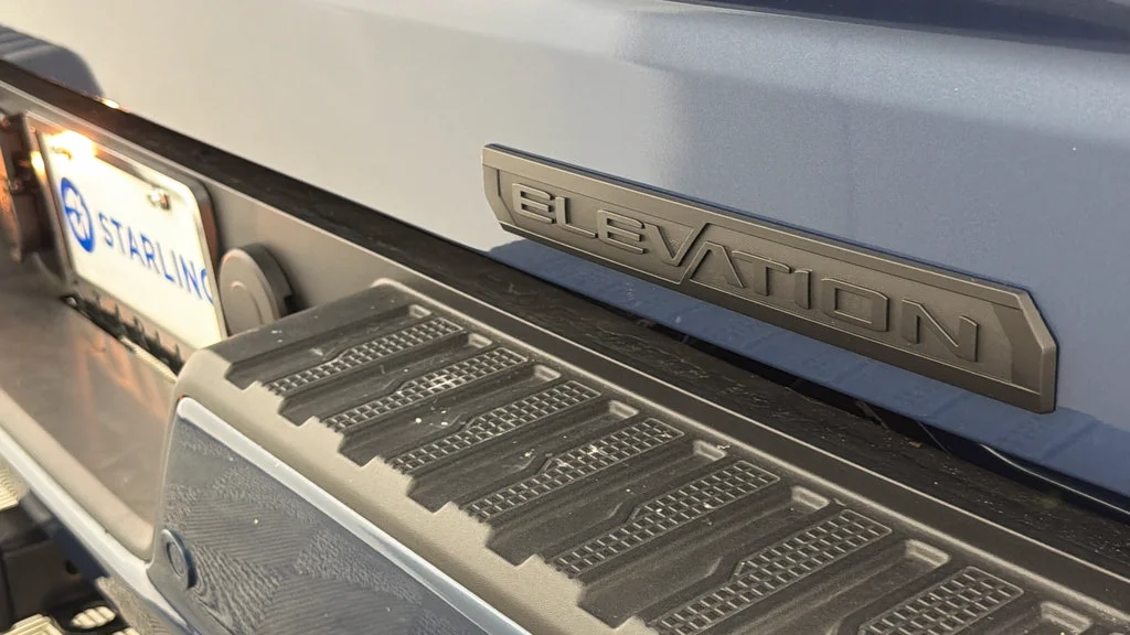 Used 2026 Downpour Metallic GMC Elevation image 42