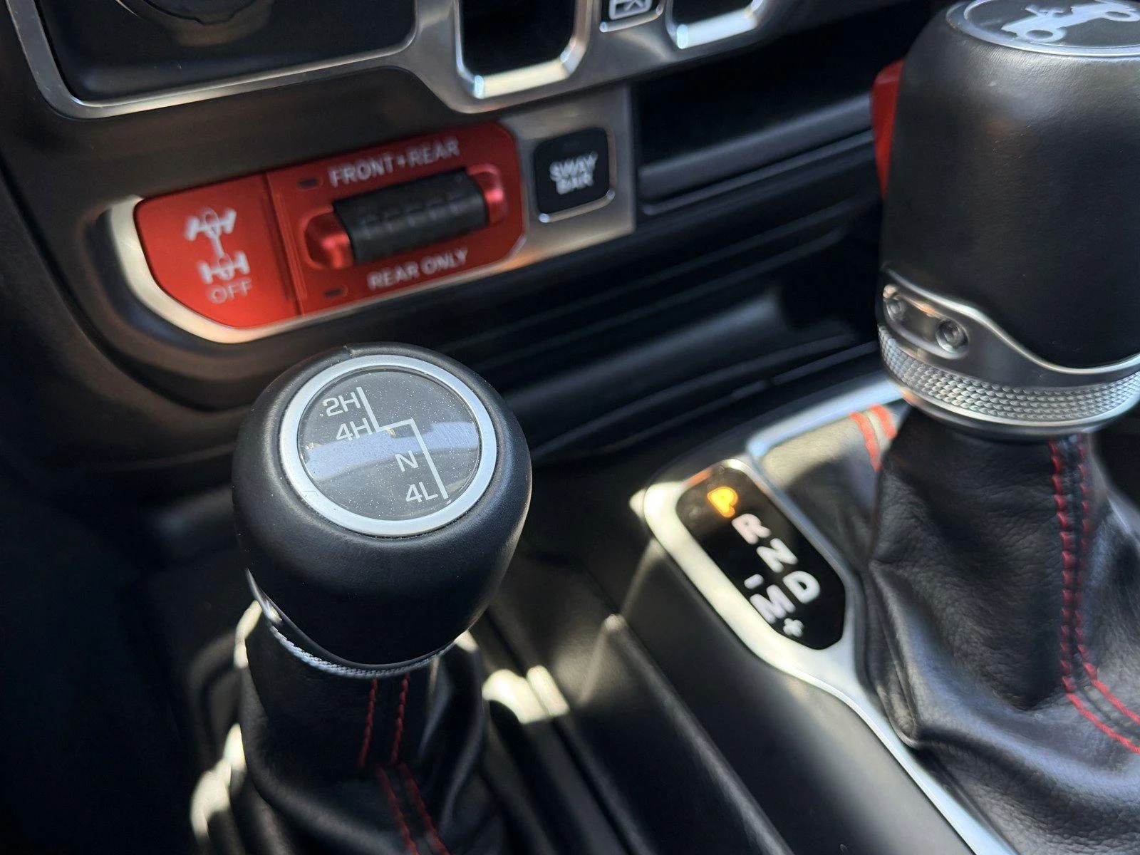 Used 2019 Bright White Clea Jeep Rubicon image 22