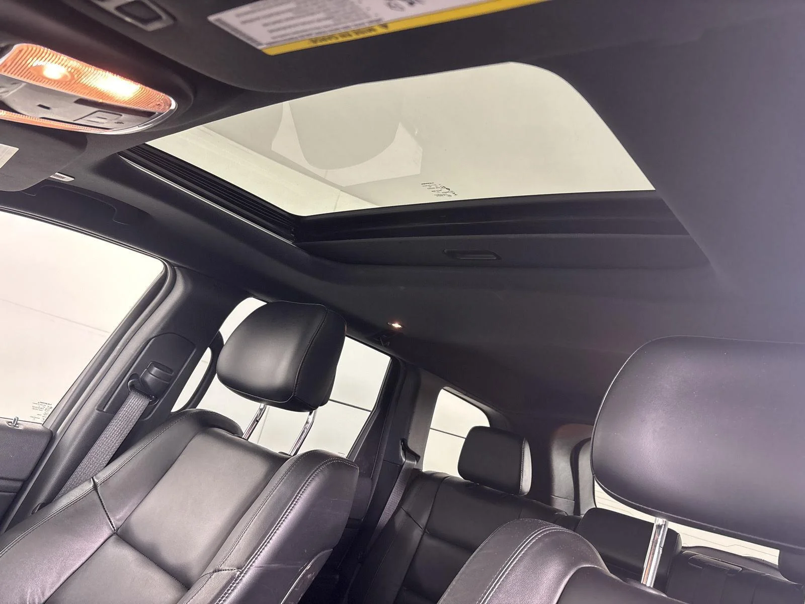 Used 2022 Bright White Clearcoat Jeep Limited image 8