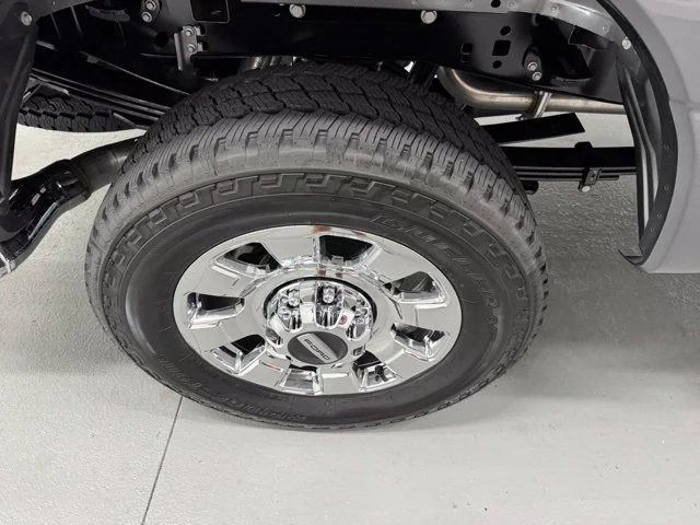 New 2026 Carbonized Gray Metallic Ford F-350® Lariat® image 23