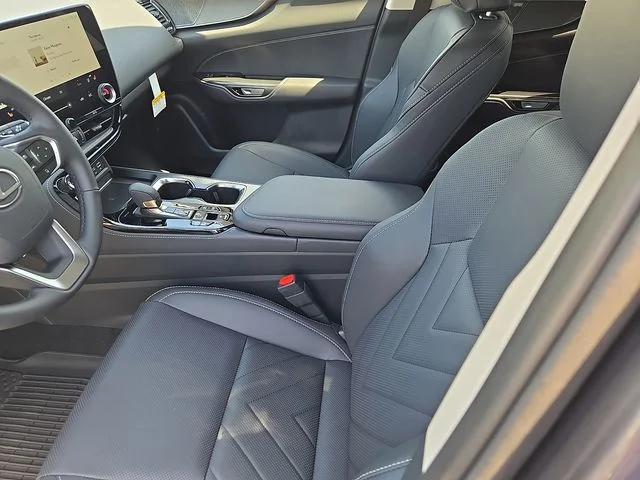 2026 Lexus NX 450h+ Luxury - Photo 13