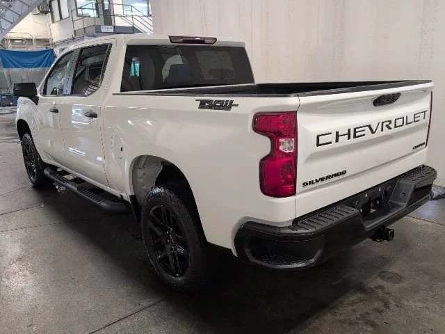 Used 2024 Summit White Chevrolet Custom Trail Boss image 6