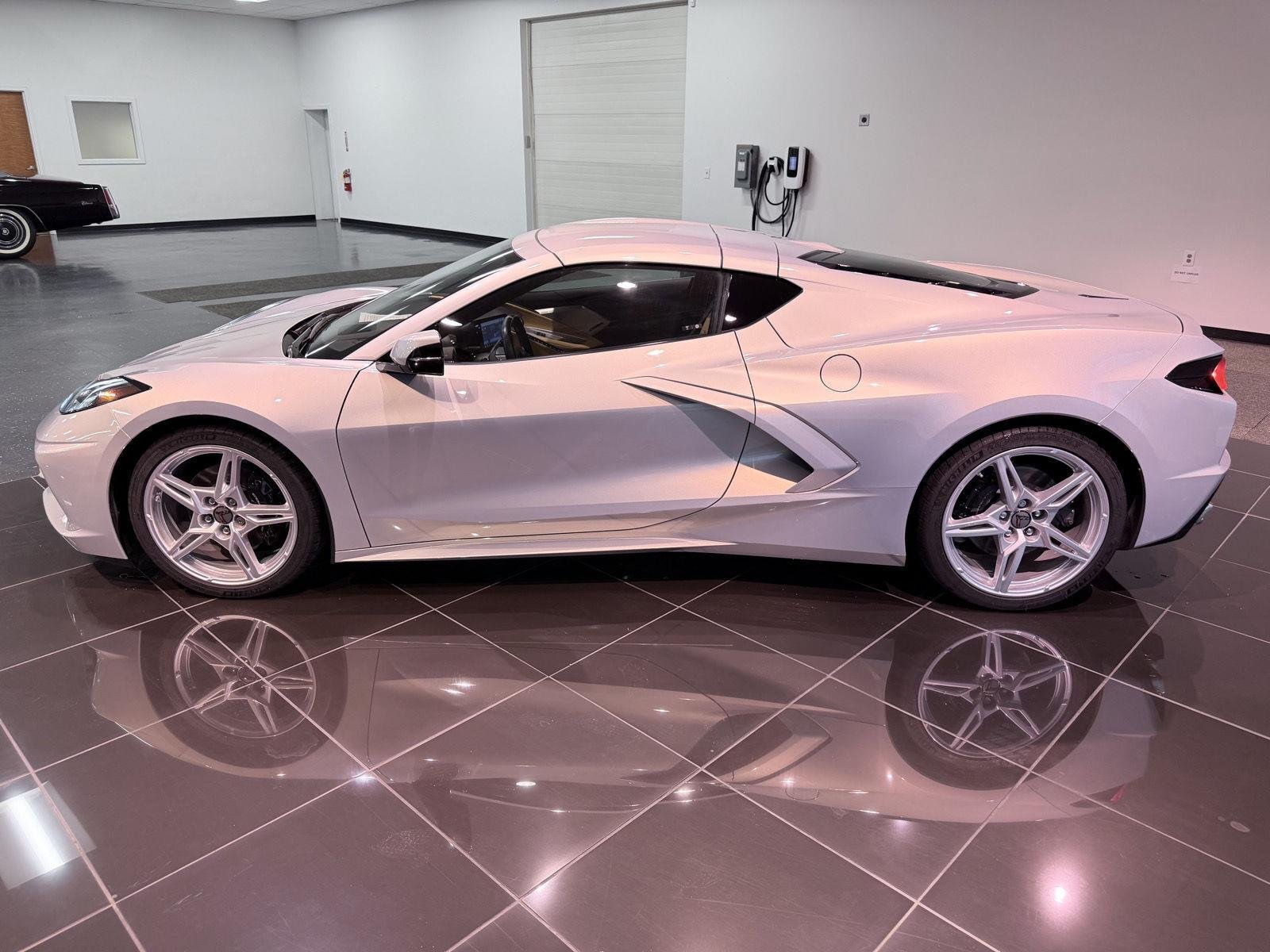 Used 2021 Silver Flare Metallic Chevrolet 2LT image 14