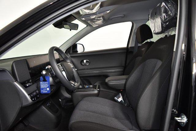 New 2026 Black Hyundai SE image 54