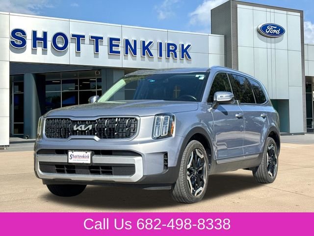 Used 2025 Silver Kia EX image 3