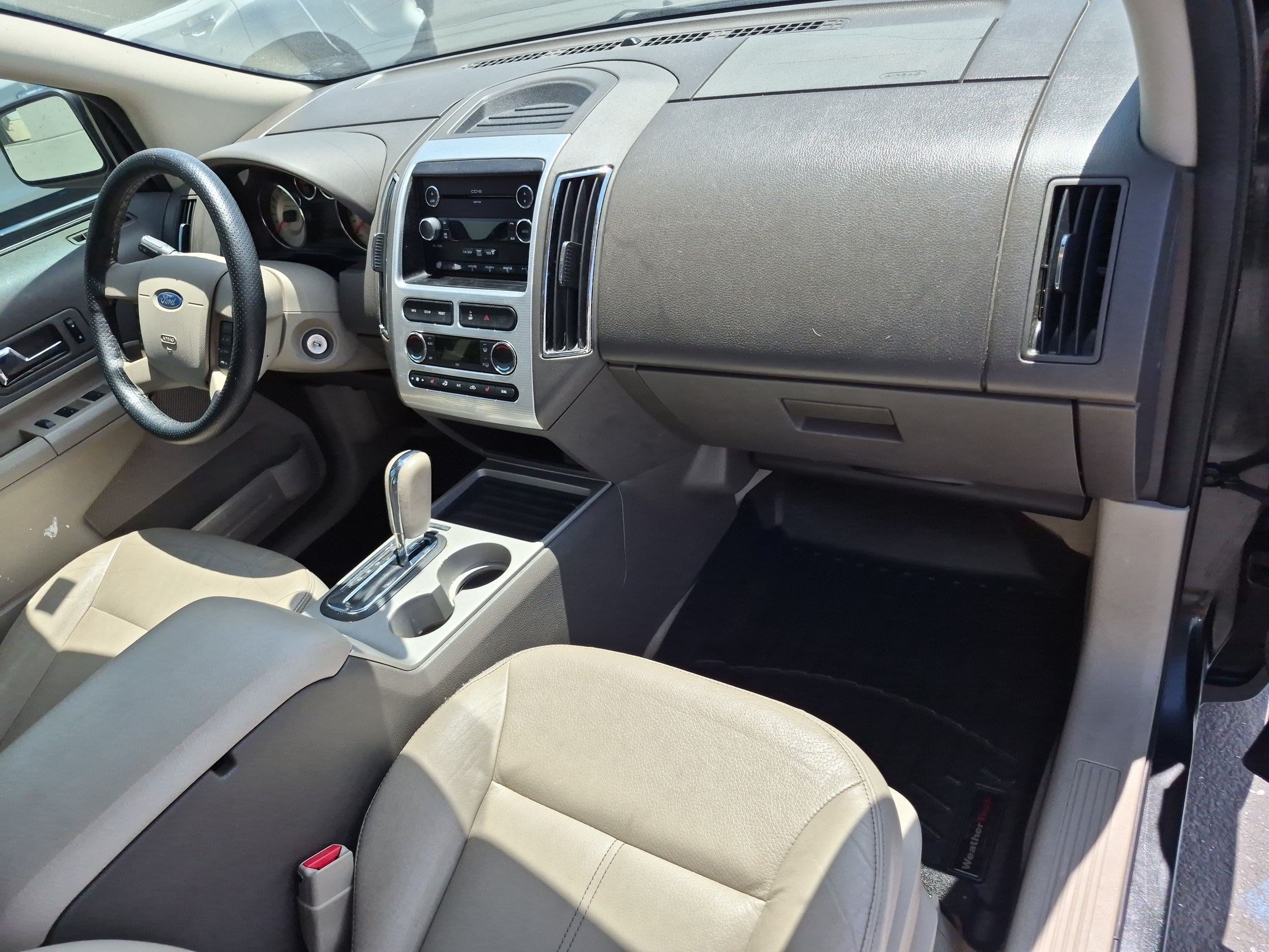 Used 2010 Black Ford SEL image 30