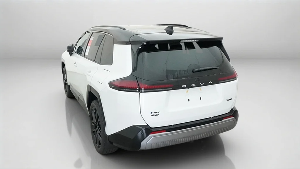 New 2026 Wind Chill Pearl with Midnight Black Metallic roof Toyota XSE image 13
