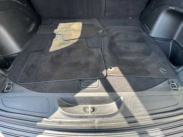 Used 2022 Black Jeep Laredo X image 18