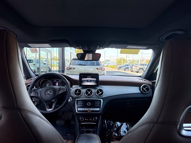 Used 2019 White Mercedes-Benz GLA 250 image 14