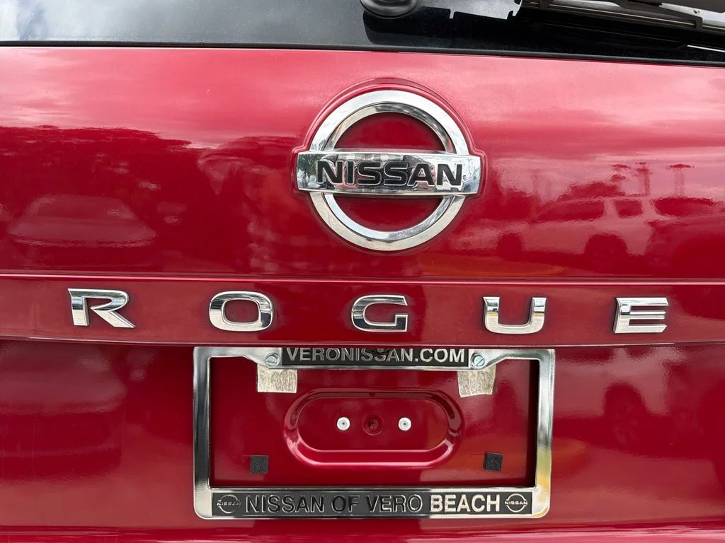 2021 Nissan Rogue SL - Photo 10