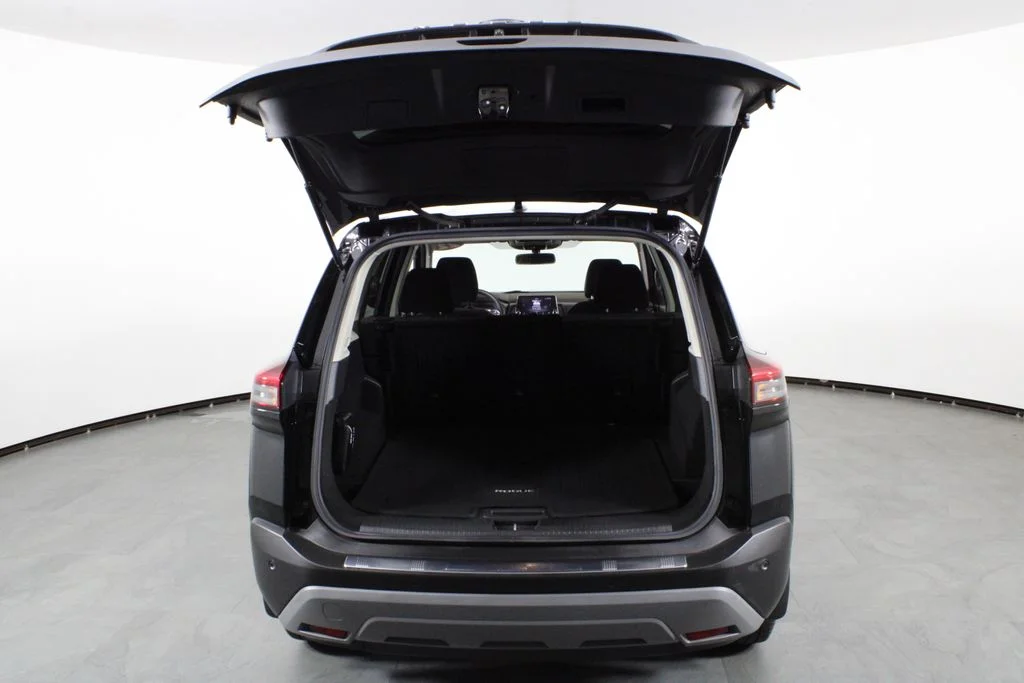 2022 Nissan Rogue SV - Photo 17