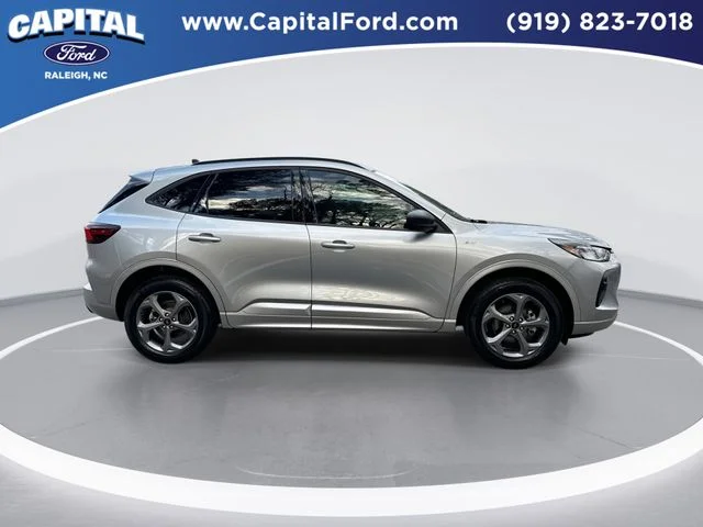 Used 2024 Silver Ford ST-Line image 9