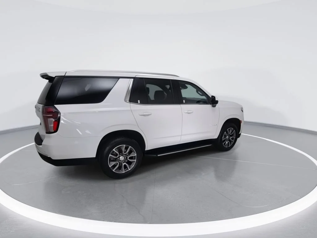 Used 2023 White Chevrolet LS image 8