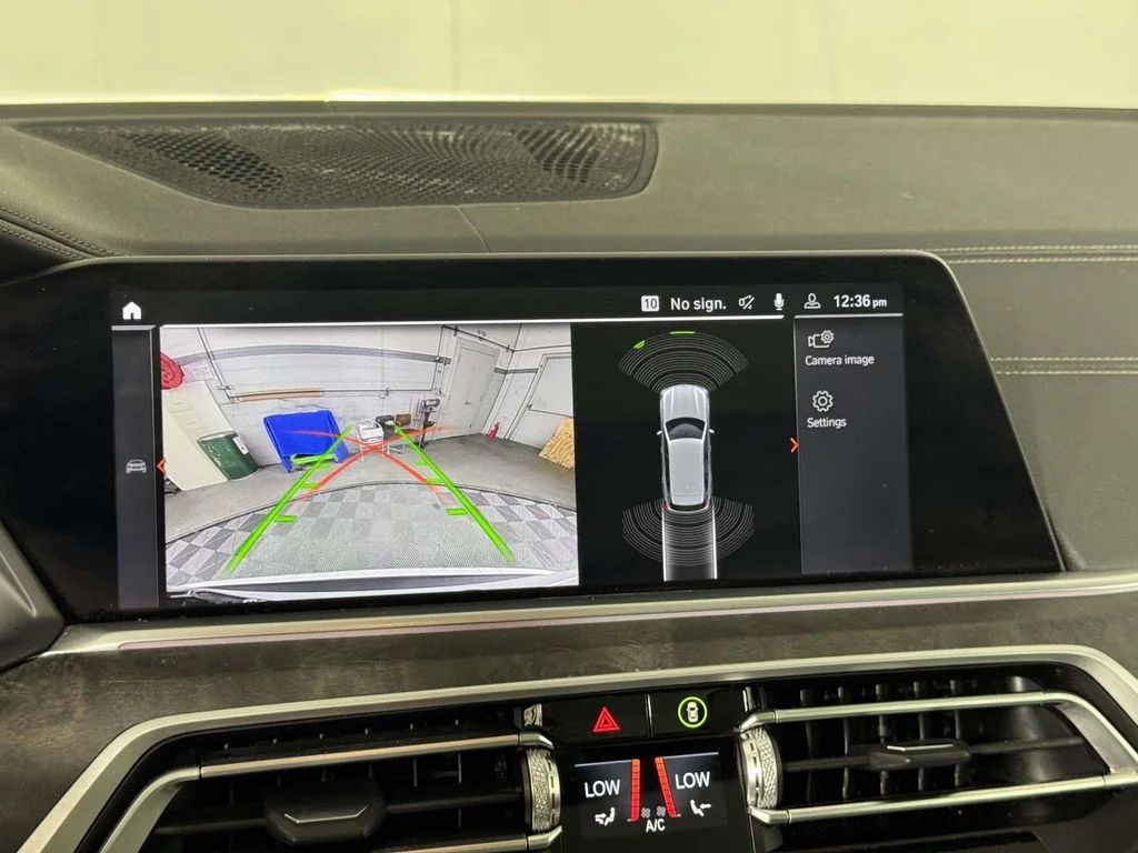 Certified Used 2023 White BMW xDrive40i image 26